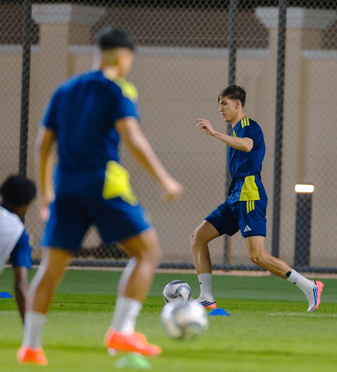 AlNassrFC's tweet photo. انضم لتدريبات الفريـق اليـوم العراقي حيدر عبدالكريم 💛 https://t.co/sKzdXObgGV
