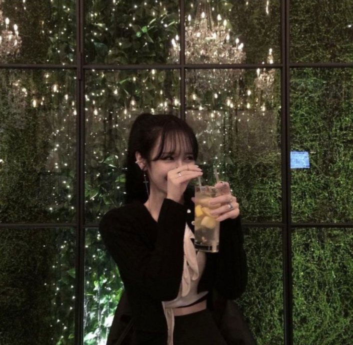 albergr20's tweet photo. 10数年ぶりにツンデレカフェに行ったら
態度の寒暖差に
"ヘビー級の礼ちゃん"を吹っ飛ばした武丸ぐらいピキってます。
これが流行りの「ととのう」ってヤツか…マリトッツォ https://t.co/lQcpMdMul0