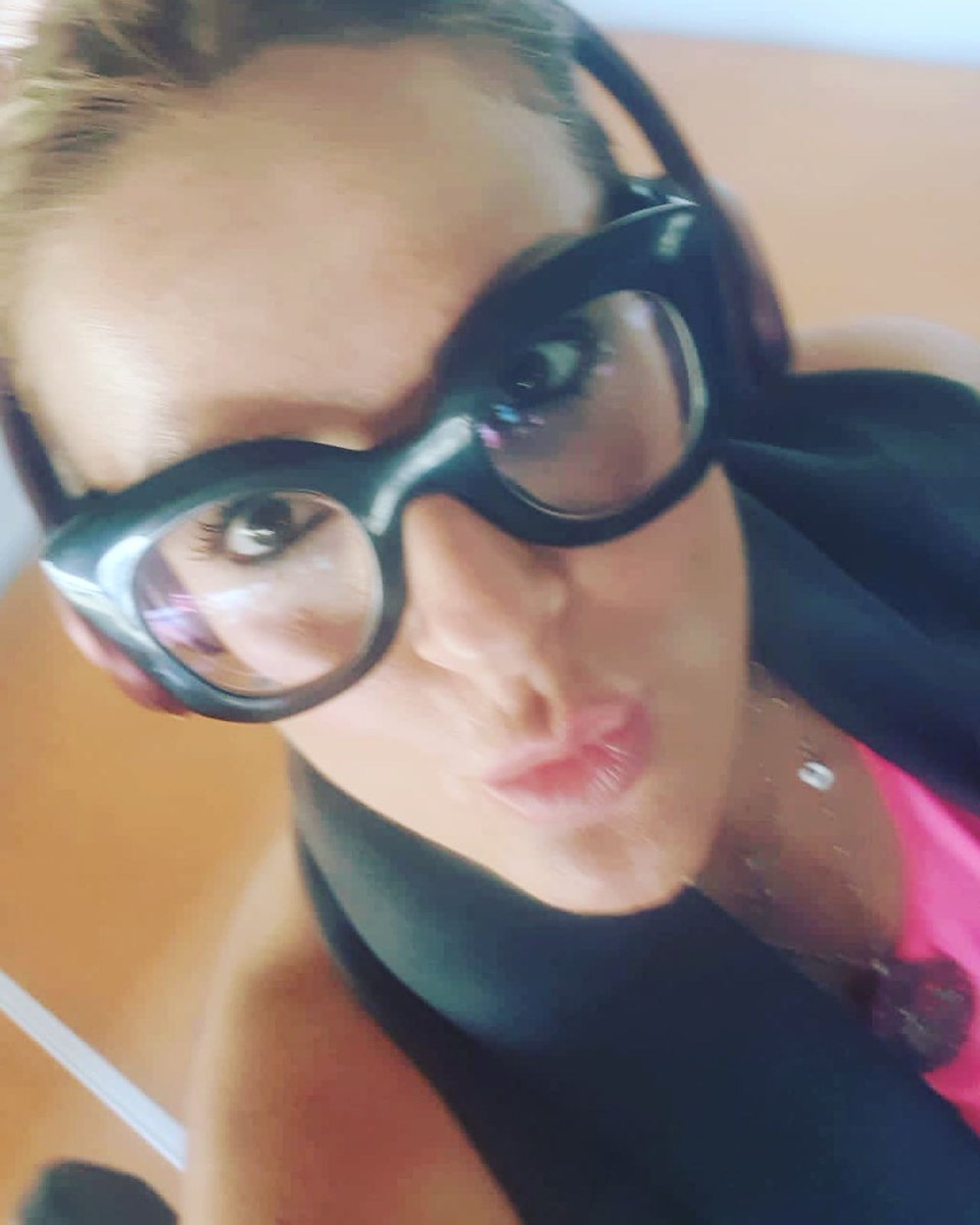 oksankaya's tweet photo. Those who work out early in the morning have more energy, greater endurance, better focus, and a powerful way to prevent stress. What time do you prefer to work out: morning, afternoon, or evening? https://t.co/ejb97Kl3kg