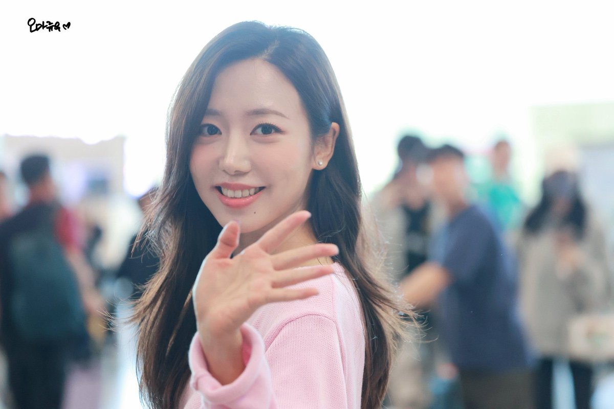apinkspics's tweet photo. https://t.co/PuCNupqFNT