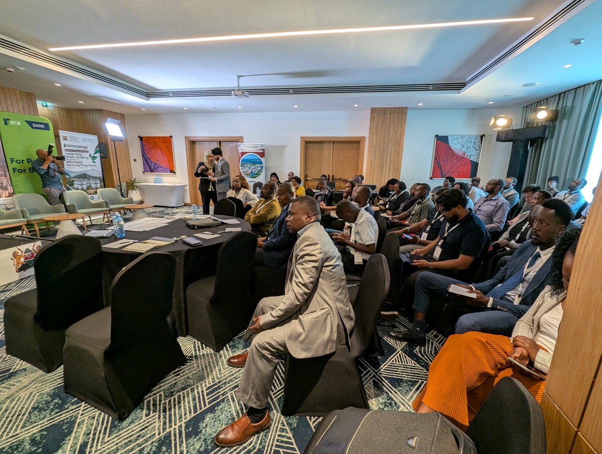 IndustryKE's tweet photo. @DrJumaMukhwana @GovLeeKinyanjui @OfficialKGBS @UNIDO_Kenya @KAM_Kenya @Trade_Kenya @Investment_Ke @KCBInKenya SDI is currently partnering with UNIDO and KAM in development of a roadmap in the construction sector, which currently employed close to 400, 000 jobs. https://t.co/fqLIPJgWF6