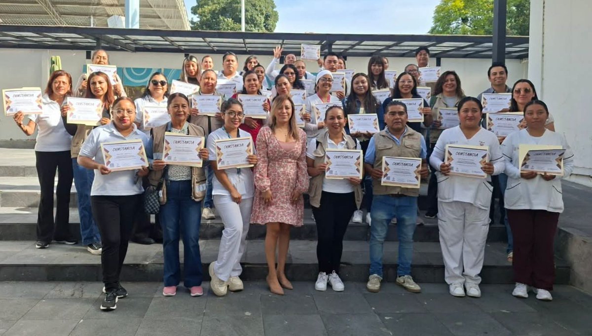 BienestarMx_Pue's tweet photo. Las y los servidores públicos de las distintas regiones del estado de Puebla participaron en el programa “Yo incluyo, construyo y transformo”, fortaleciendo la conciencia sobre discapacidad, derechos humanos, inclusión y no discriminación. 🤝💜 https://t.co/buUy47UQ22
