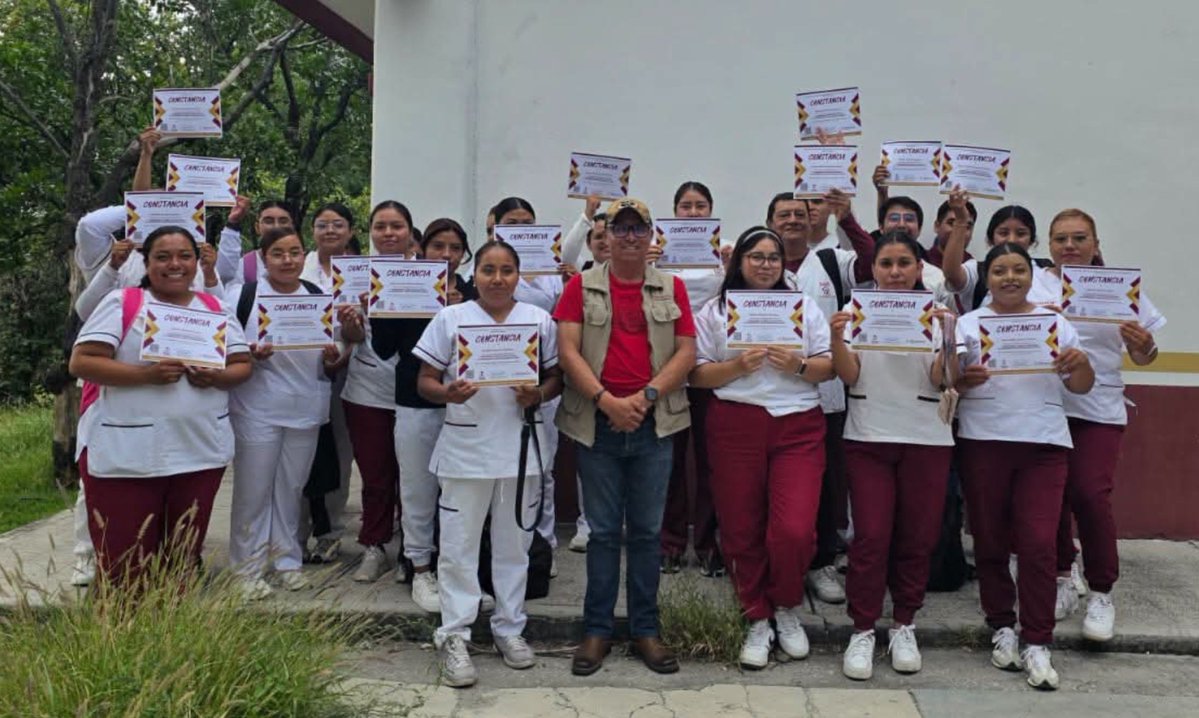 BienestarMx_Pue's tweet photo. Las y los servidores públicos de las distintas regiones del estado de Puebla participaron en el programa “Yo incluyo, construyo y transformo”, fortaleciendo la conciencia sobre discapacidad, derechos humanos, inclusión y no discriminación. 🤝💜 https://t.co/buUy47UQ22