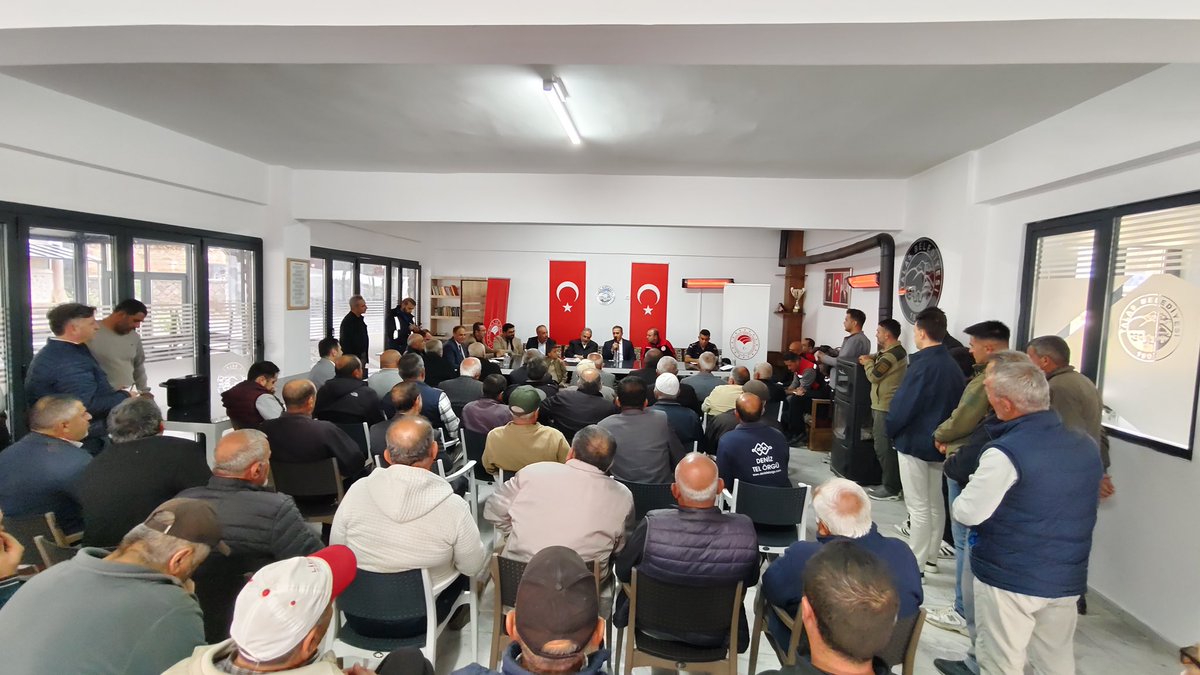 Talas_Kaymakam's tweet photo. Kaymakamımız İlyas MEMİŞ, Talas Belediye Başkanı Mustafa YALÇIN ile birlikte Koçcağız Mahallesine ziyarette bulundu. https://t.co/DqGJbawKIy