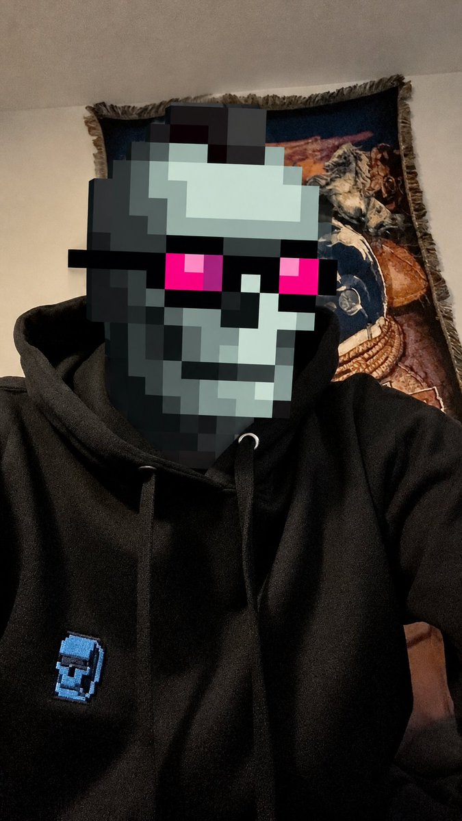 GenuineMarket's tweet photo. This Roy🥶 Hoodie is one of our best sellers! Comfy, Classic, Simply Genuine🔥💪🏾

Shout out to our friend @w000by_ for representing ! 

https://t.co/ruFjeJAaKo https://t.co/Bq6wNlUhI7