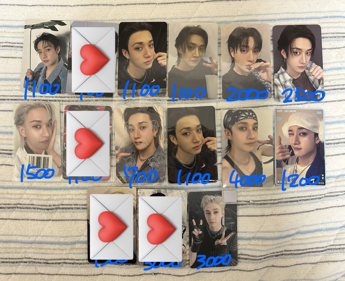 Im5Chana's tweet photo. スキズ Straykids トレカ グッズ お譲り 買取 譲渡

求:記載額+送料

譲:画像1～4

こちらのトレカとグッズをお迎えしていただける方、募集しております🙇‍♀️

全て正規品です

お気軽にお声がけ下さい！

早めに手放したいためお値下げの相談も承ります✨ https://t.co/WO5ILjAMaa