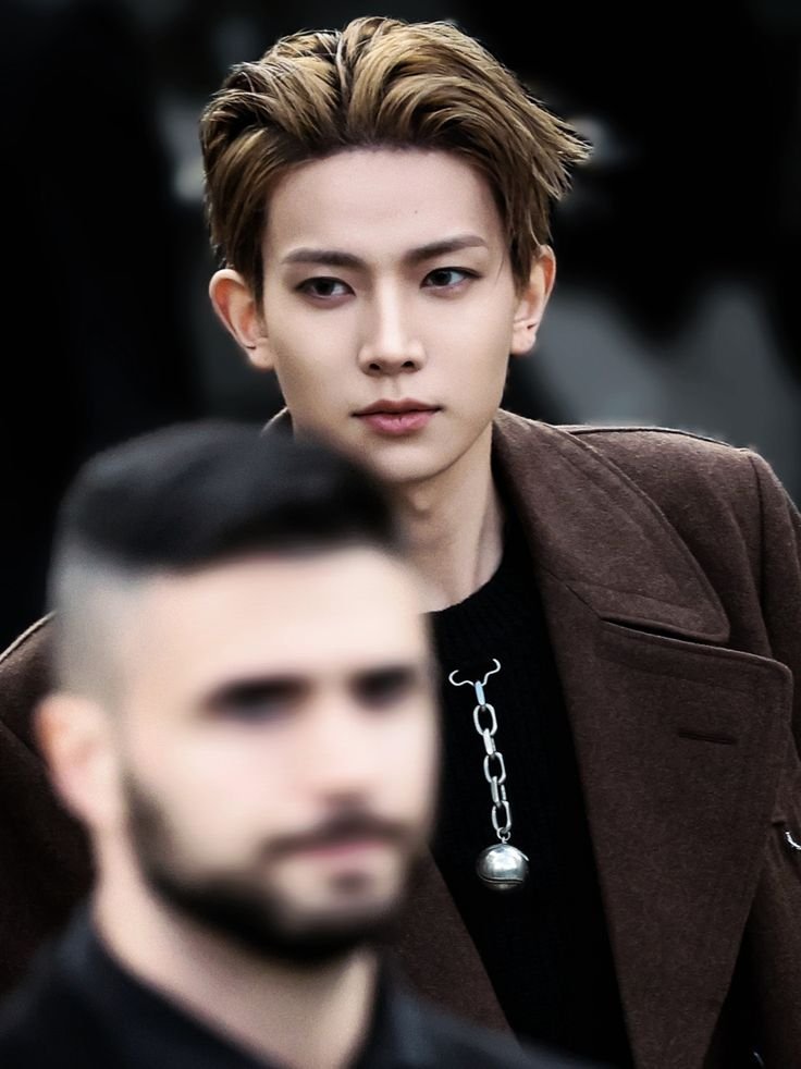 heeiive's tweet photo. THE MOST ATTRACTIVE https://t.co/ZYAOMQtlEc