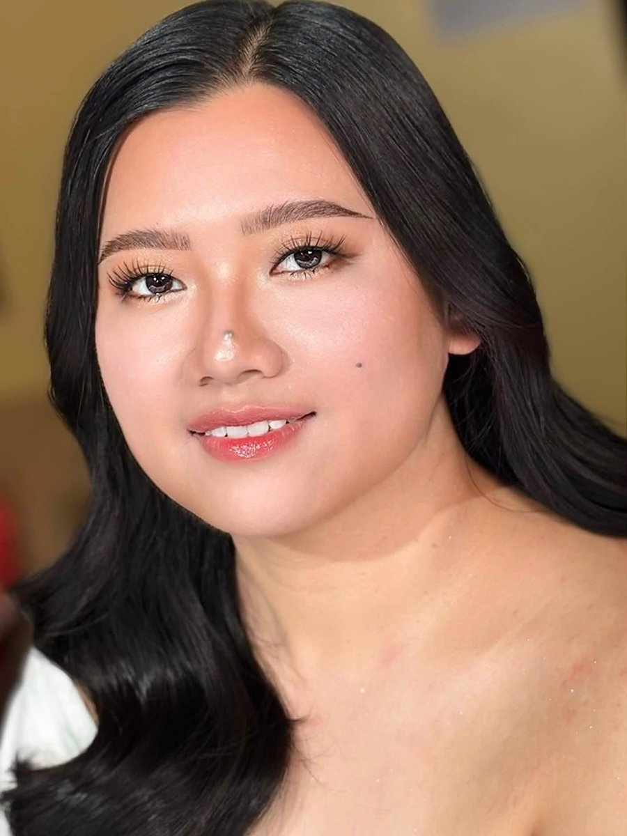 Sintomuito_'s tweet photo. Our gorgeous bride yesterday, Miss Regina Yoma. Affordable, quality hair and makeup for weddings, debuts, graduations, proms, pictorials, pageants, family portraits, and special occasions. Book your event now. https://t.co/yP1fR1jOIQ