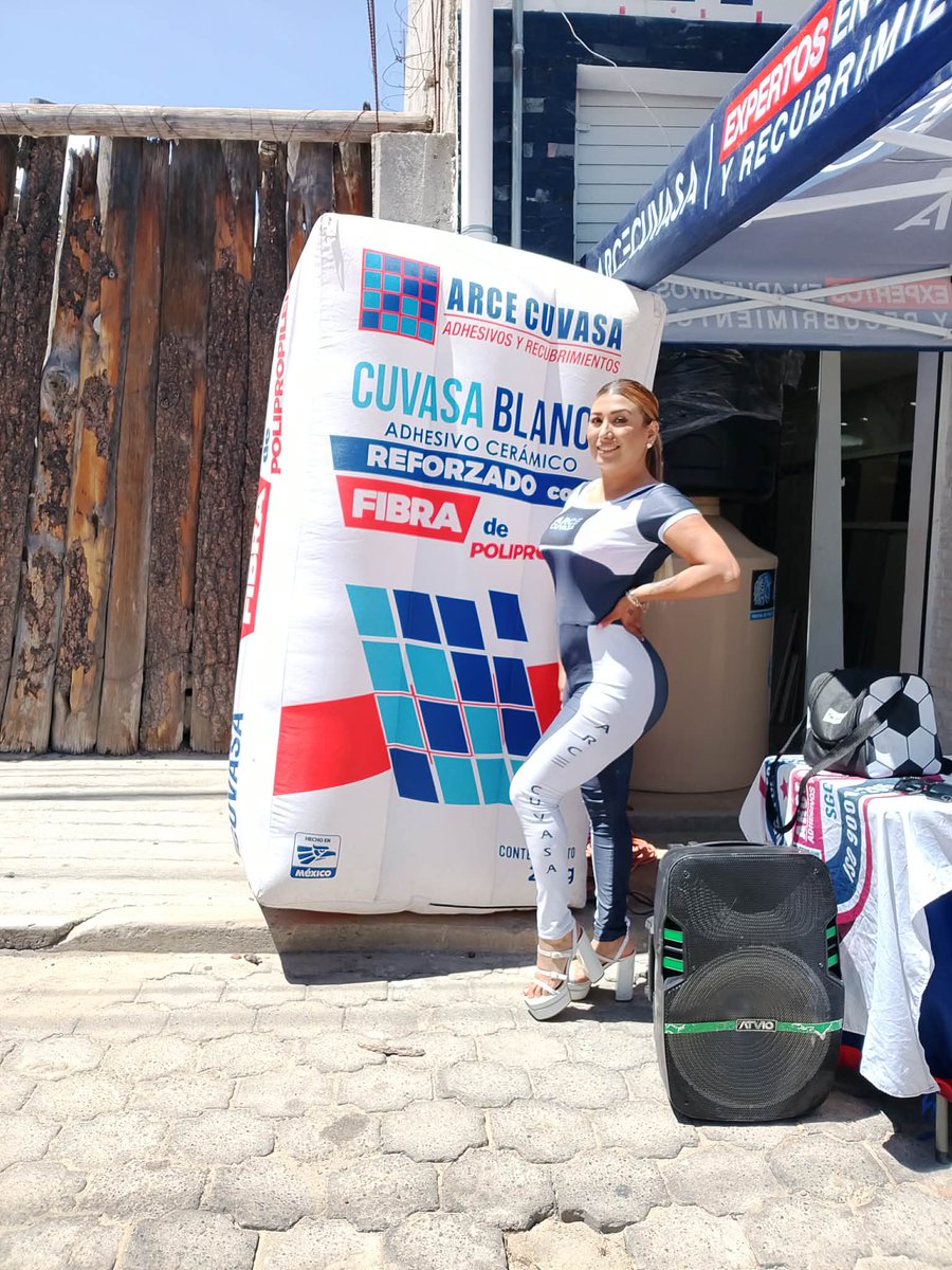 edecanesgalatea's tweet photo. #viernes  aqui #ZeroMiedo la resiliencia contagiosa de @penta_zero_miedo y nuestra bellisima 😍Nay😍 en #Puebla , #edecanes #EdecanesPuebla #edecanesmexico #ActivacionesDeMarca #PromocionDeNegocios #Animadoras #arcecuvasa #estuco #PentaZeroMiedo #Penta0M #halloween🎃 https://t.co/z7j2e7yA3C