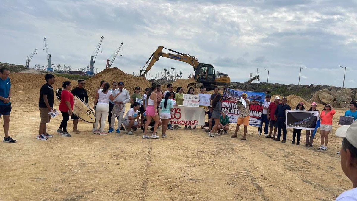 Kathie_ar's tweet photo. Hoy se reanuda la audiencia por el #Patio600 en la playa El Murciélago. La jueza decide si se frenan las obras en 3 hectáreas junto a una de las playas más queridas de Manta. El Municipio no ha dado permisos, ni uso de suelo. Ojo a lo que pase hoy. #Manta https://t.co/r0e5NyHOHp