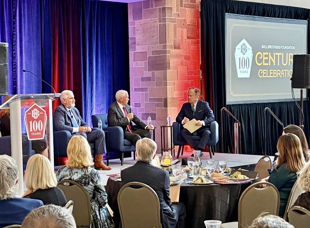 Mike_Pence's tweet photo. Great evening at the @IndianaMuseum celebrating 100 years of the Ball Brothers Foundation! Always good to see former Governor Eric Holcomb and friends from across the state to mark a century of philanthropy improving the lives of generations of Hoosiers! Congratulations on 100 Years! https://t.co/YeTf1eKcxf