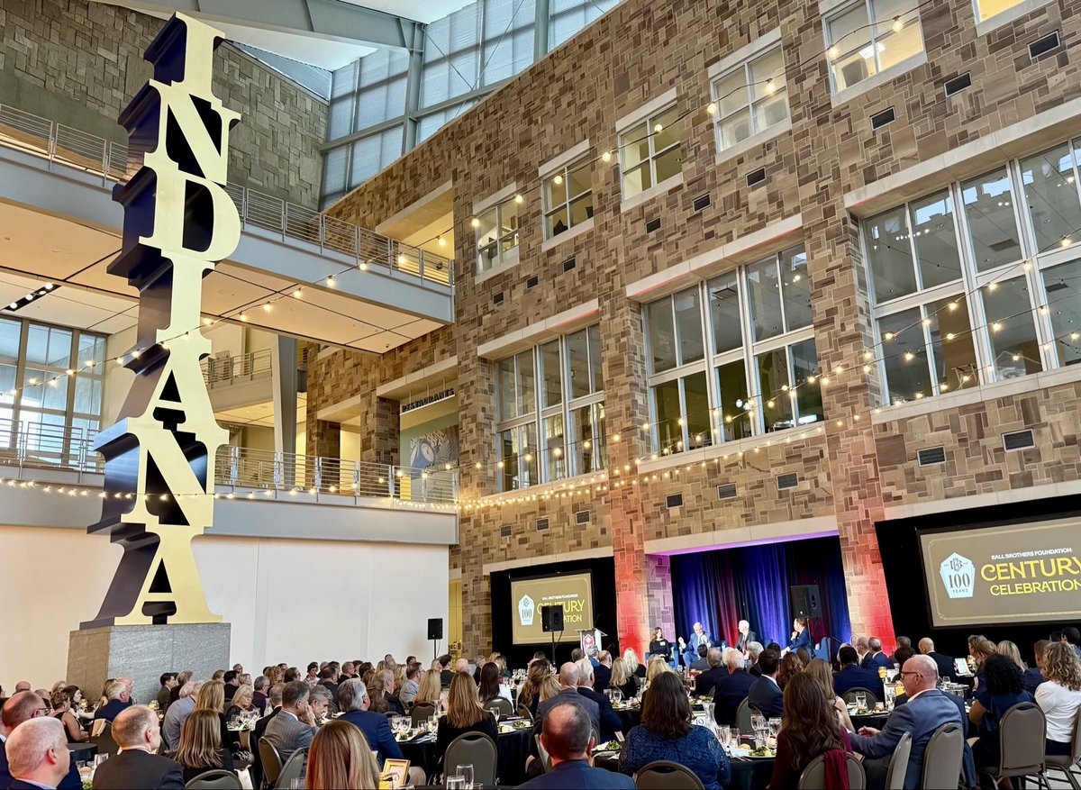 Mike_Pence's tweet photo. Great evening at the @IndianaMuseum celebrating 100 years of the Ball Brothers Foundation! Always good to see former Governor Eric Holcomb and friends from across the state to mark a century of philanthropy improving the lives of generations of Hoosiers! Congratulations on 100 Years! https://t.co/YeTf1eKcxf
