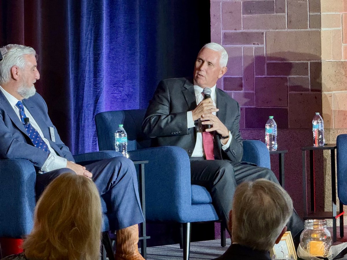 Mike_Pence's tweet photo. Great evening at the @IndianaMuseum celebrating 100 years of the Ball Brothers Foundation! Always good to see former Governor Eric Holcomb and friends from across the state to mark a century of philanthropy improving the lives of generations of Hoosiers! Congratulations on 100 Years! https://t.co/YeTf1eKcxf