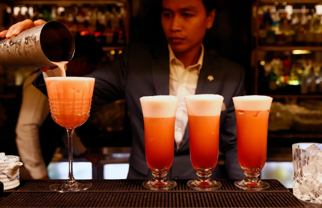 animalgourmet's tweet photo. 🍹¡Bellini, Singapore Sling y Hurricane! 🍸 Son tres cocteles con mucha historia que contar, descúbrela aquí 👇

https://t.co/ZXlezqvnZT

#Animalgourmet #Cocteleria #Bellini #Recetas https://t.co/PsnITgMONe