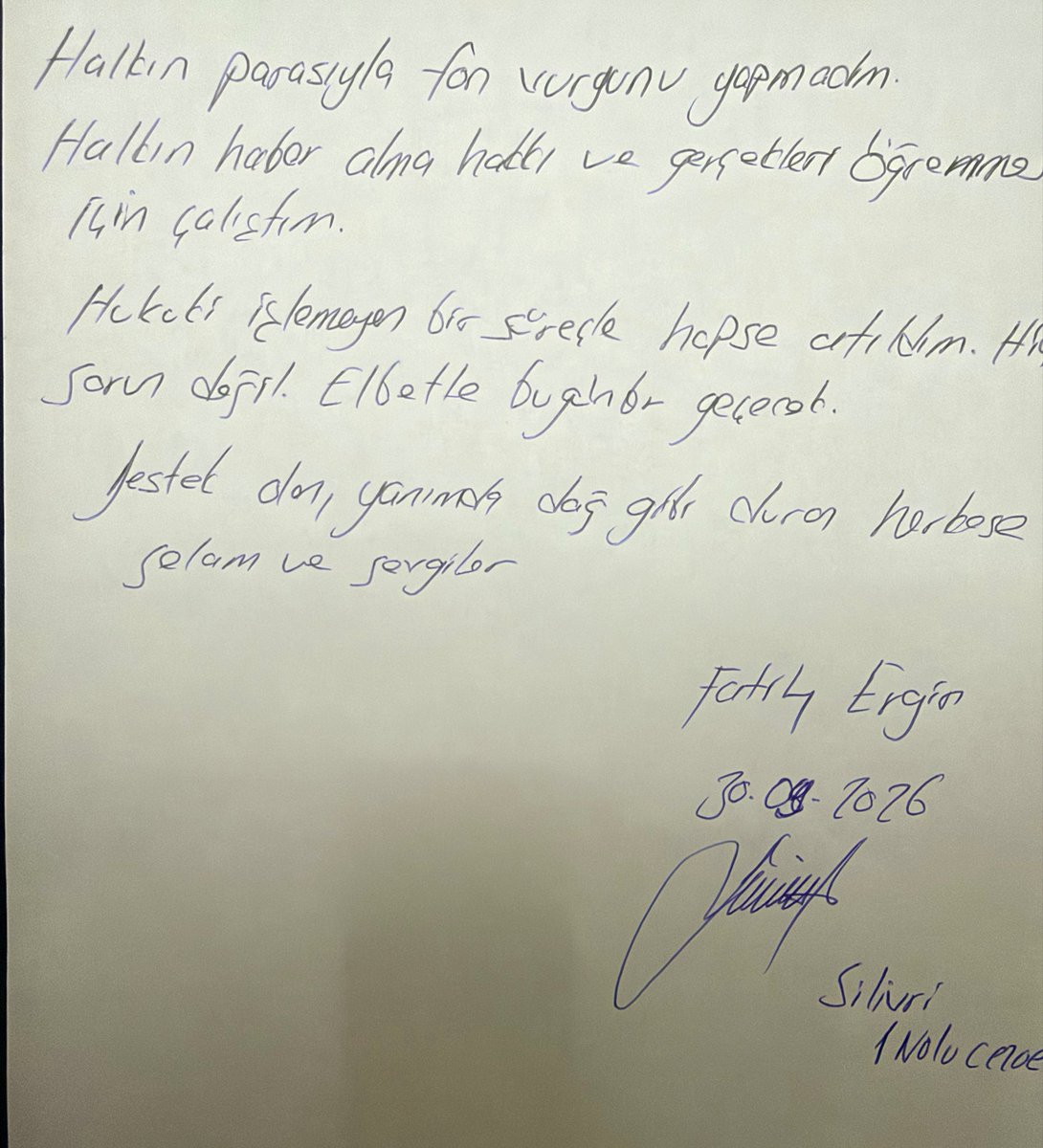devecihukuk's tweet photo. Sizlere Silivri 1 Nolu cezaevinden 

@ferg1923 den selam getirdim. 

Sürecin takipçisiyiz. 

Fatih’i unutturmayın .

Gazetecilik suç olamaz. https://t.co/8xAwbJwRgu