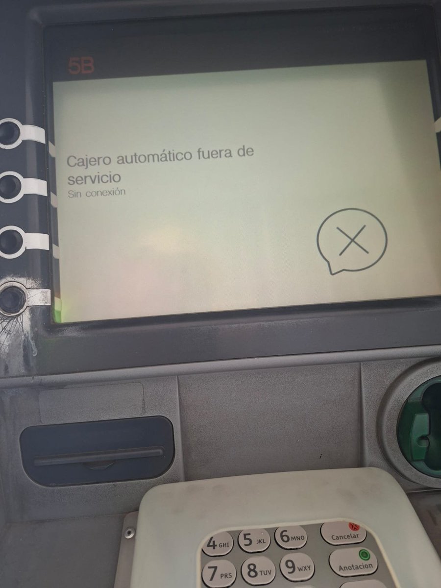 Herman5818Pb's tweet photo. 🚨🚨 Urgente Guatemala 🚨🚨 
Videos en redes sociales usuarios de Varios bancos del sistema Bancario en Guatemala, han denunciado problema para retirar dinero en Cajeros Automáticos. https://t.co/T8bvgLaExh