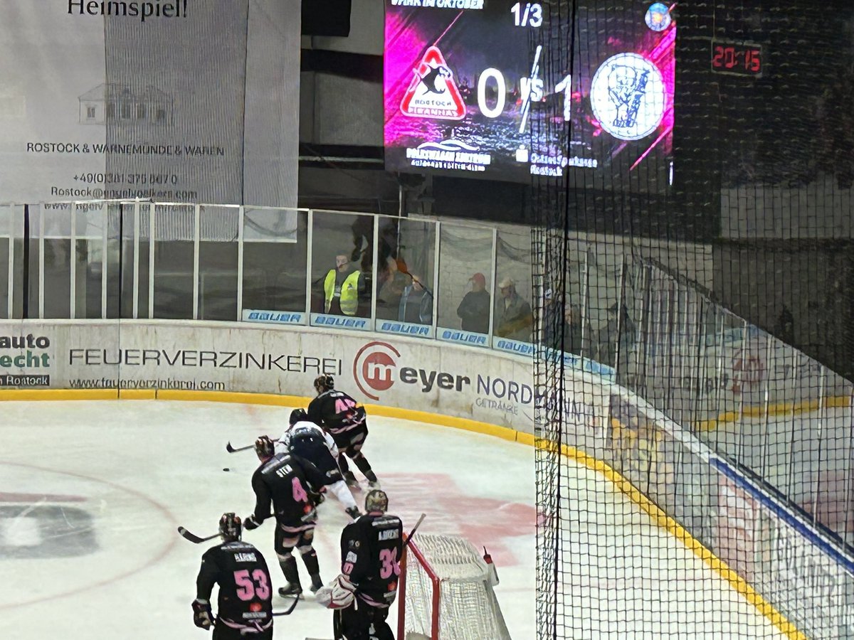 Arnet1976's tweet photo. Rec Piranhas gegen Hamm 2:3 Tore kunz und Kolupaylo https://t.co/PvAQ73w5Ia