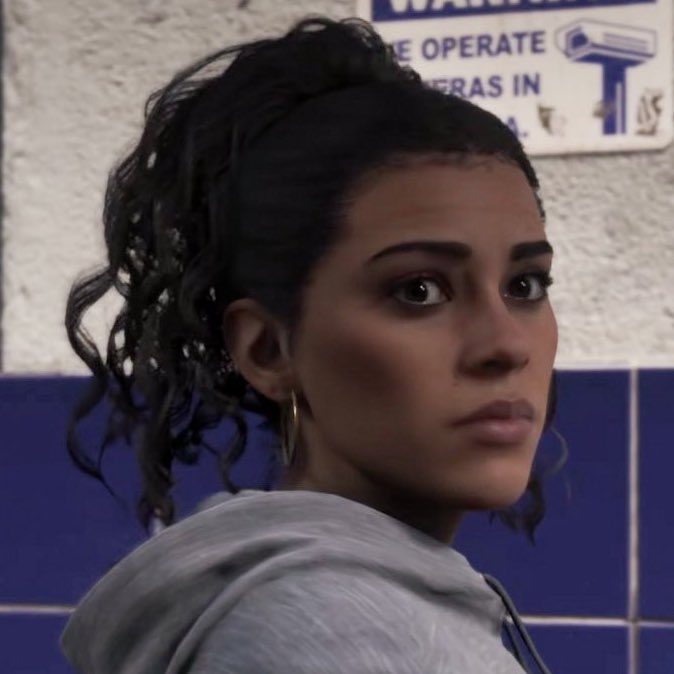 cIoudgf's tweet photo. this hairstyle is everything on her https://t.co/ZaxoRZaJ0d