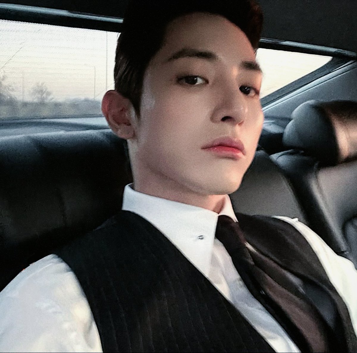 lornletters's tweet photo. ㅤ︴ιиѕтαgяαм
ㅤㅤㅤㅤ ܰ https://t.co/iFJBRMZ08D  ܱ
ㅤ
No soy muy bueno con las selfies, pero no salgo tan mal. Bonita tarde a todos.
ㅤ
ㅤㅤㅤ♡       ≡       ➭    ⌂
ㅤㅤㅤᴸⁱᵏᵉ  ᶜᵒᵐᵐᵉⁿᵗ  ˢʰᵃʳᵉ  ˢᵃᵛᵉ https://t.co/gbZ2vNF761