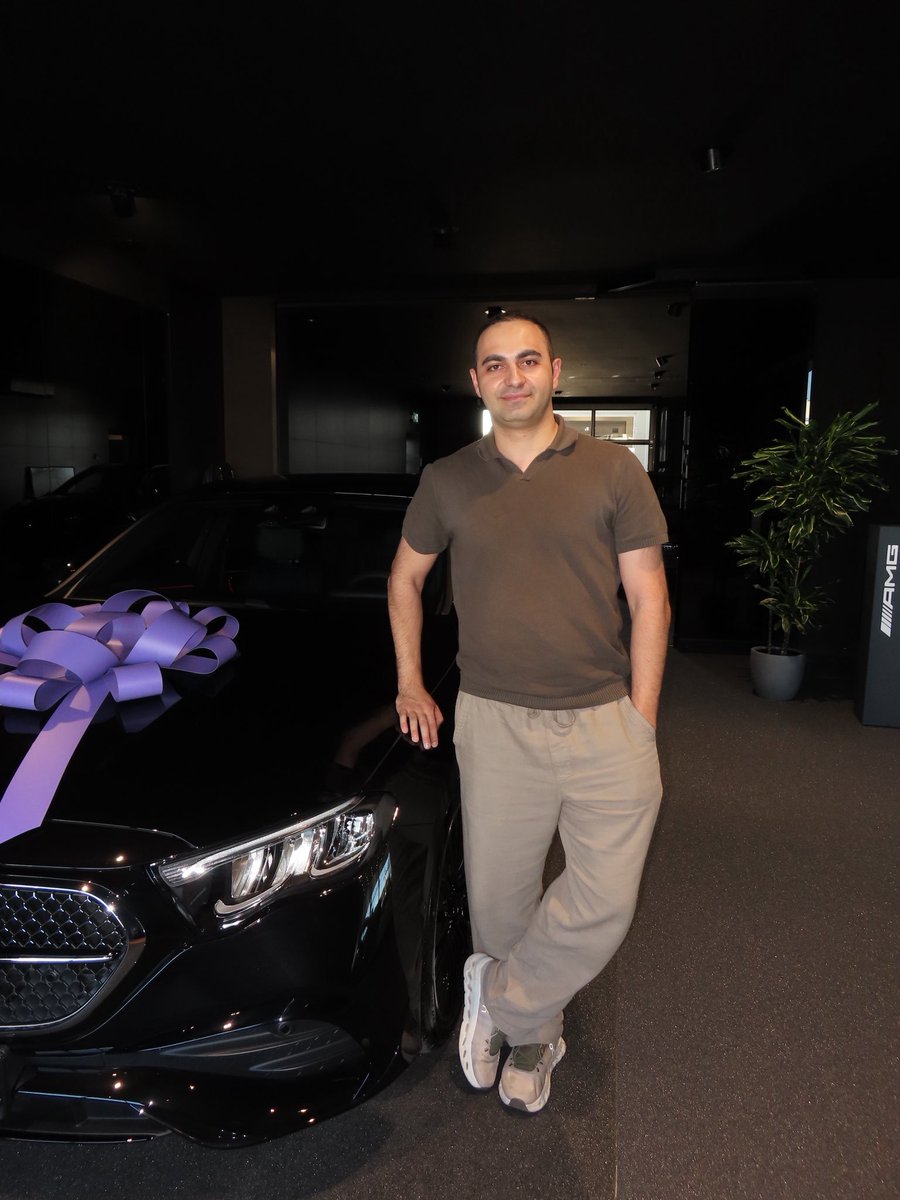 gemimatt's tweet photo. Week ago I said goodbye to my old car Mercedes C180 and today I said hello to my new car E class. Thanks god for making my dreams come true. https://t.co/lyTdN43QSZ