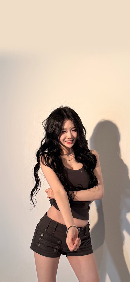 tripleSwp's tweet photo. triplescosmos update

#tripleS #트리플에스 #トリプルS 
#YuBin #유빈 #공유빈 #ユビン https://t.co/Jw0ZbmkVUB