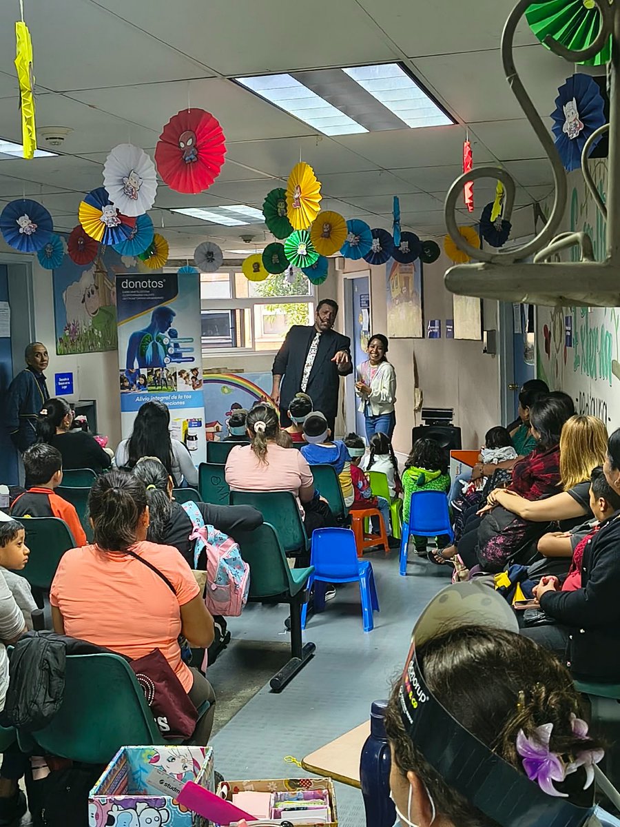 HRooseveltGT's tweet photo. Con motivo de la celebración del Día del Niño, el equipo de la consulta externa de pediatría transformó las instalaciones en un espacio lleno de ilusión, magia y sonrisas. https://t.co/w0c7twwsvo