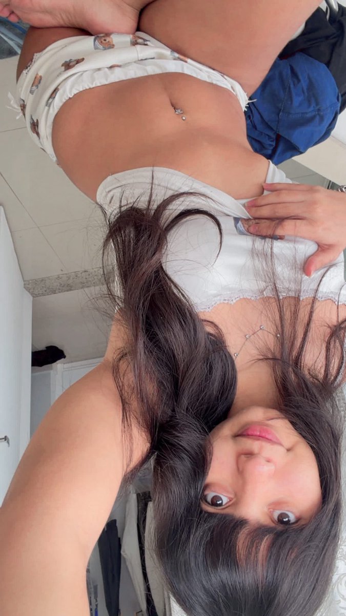 Shynne101's tweet photo. You exist to serve me while I drain your wallet. Now who’s a good boy? 👅👅
#findom #findomme #nsfwtwt https://t.co/fvwrPa4ZiO