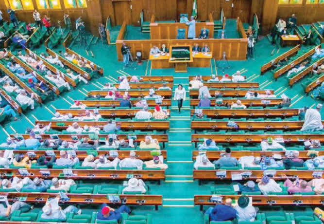 tvcnewsng's tweet photo. Reps Raise Alarm Over Attacks on Ondo Communities

https://t.co/NcIfp08TMH https://t.co/MkSn1YjaD2