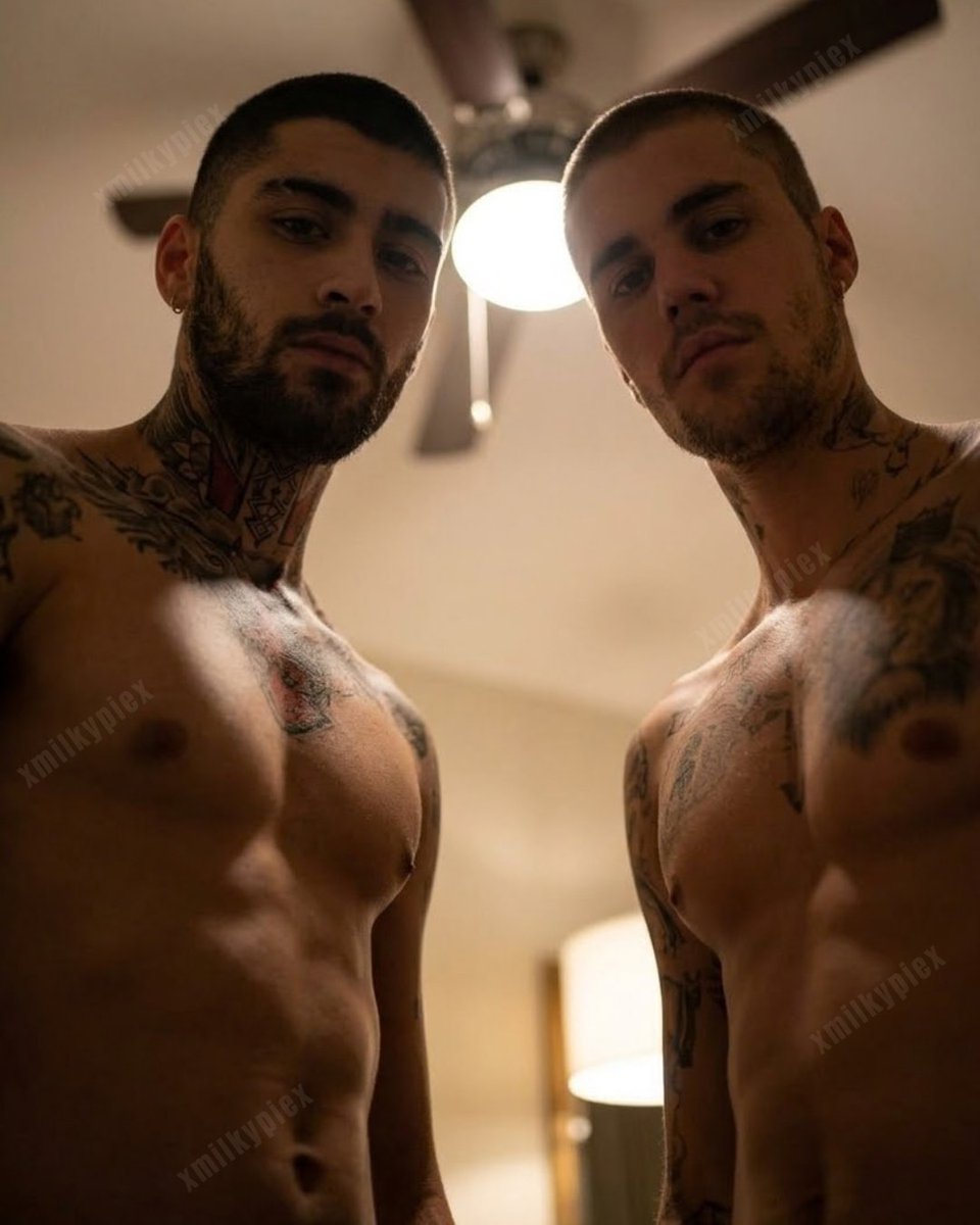 xmilkypiex's tweet photo. Zayn &amp; Justin https://t.co/IfoKRKqqWK