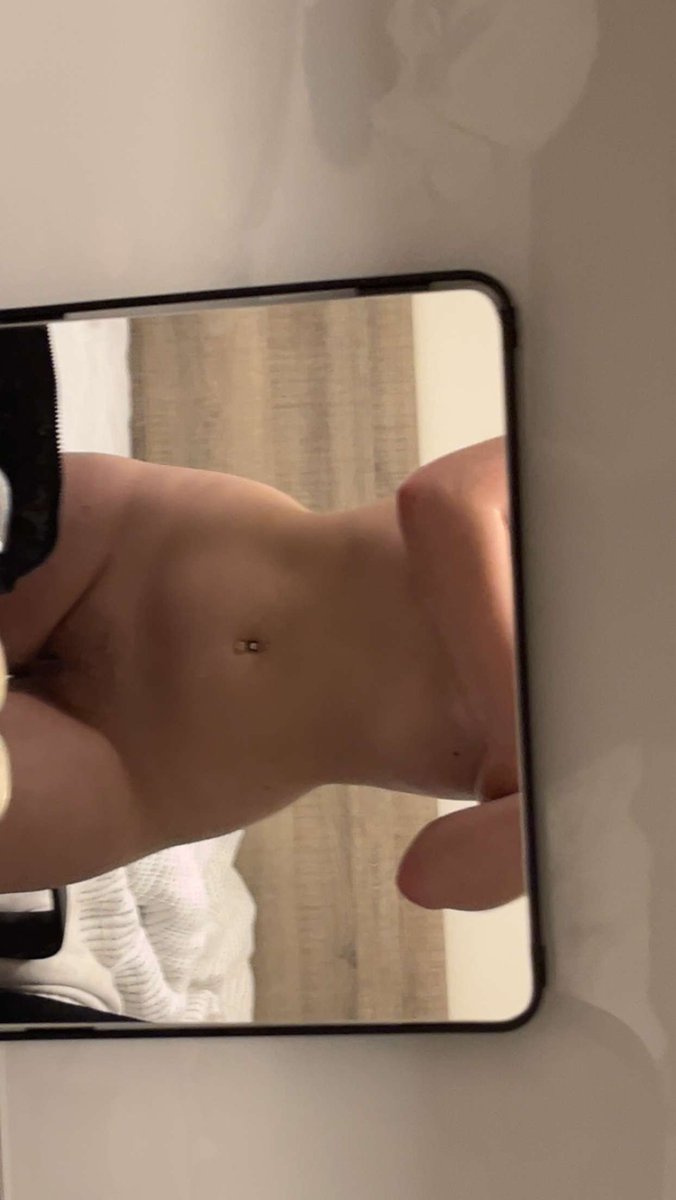 millieluvsyoou's tweet photo. New to #NSFW / #NSFWTWT

♡ - 19!
♡ - UK!
♡ - soft and hard kinks!
♡ - all video games
♡ - animals:) https://t.co/I2ozcyYquM