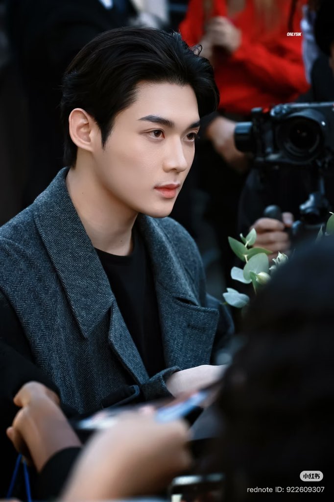 ryynn98's tweet photo. Đủ nắng hoa sẽ nở
Chưa đủ đâu mọi người ơi, tiếp đi 

KIMYOONSIK YOHJIYAMAMOTO SS27

#YohjiYamamotoxKIMYOONSIK
#YOONSIKPFWSS27 https://t.co/ug7Ff7Narp