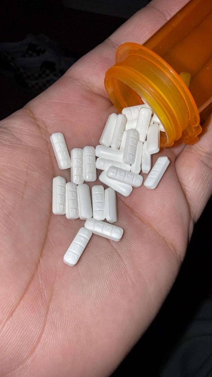 psychesfyjw's tweet photo. #xanaxtwt #xans #xtctwt #drugtwt #xtctwt #drugstwt #methtwt #spun https://t.co/fH5K6rjkGL