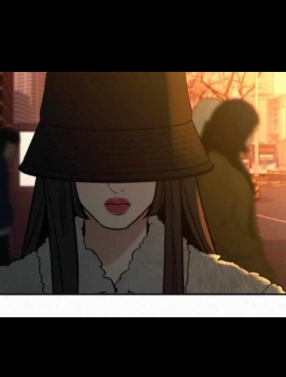 egzonaa0's tweet photo. Umm guys… it’s her right?
#operationtruelove https://t.co/VYPvjz2Ajp