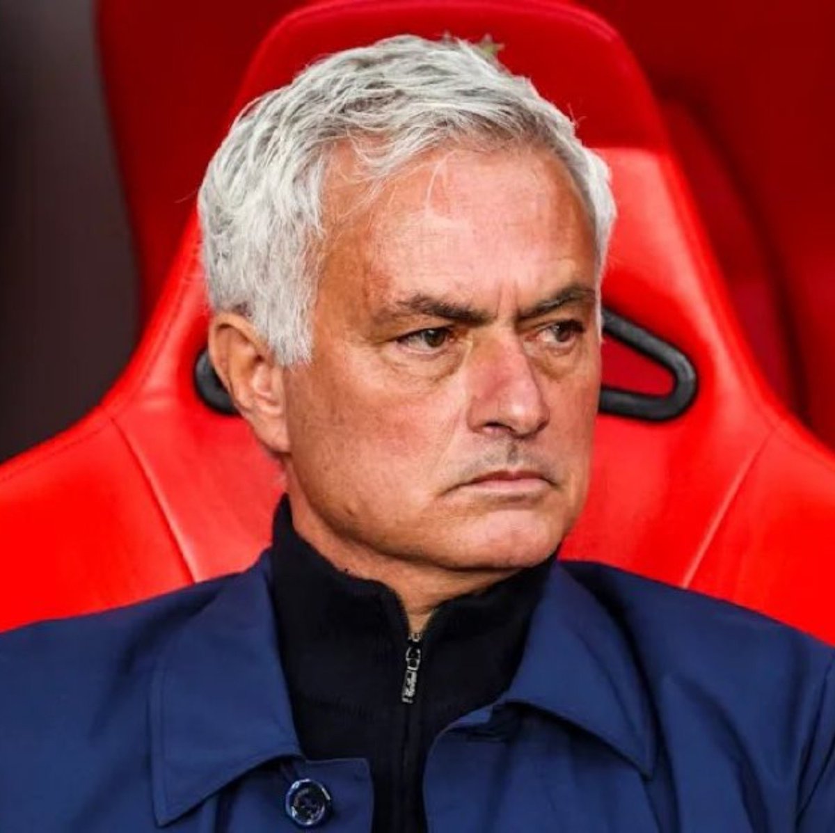 TheBallZoneX's tweet photo. Jose Mourinho: "Cristiano Ronaldo is not just a Portugal icon, he's a football icon. He deserves all the respect in the World." https://t.co/tPSpFmRbXG