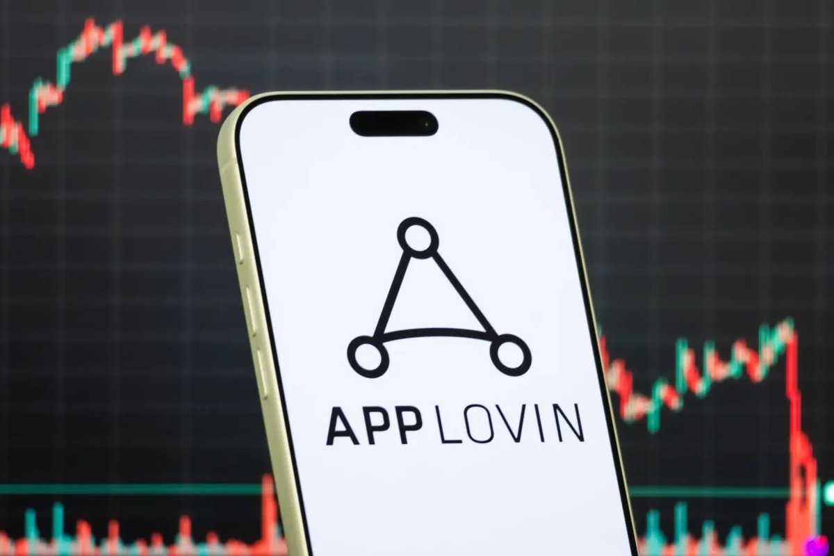 Gavin_Bloomf's tweet photo. $AAPL $U $XLC $QQQM
APP Stock On Track For 9-Day Losing Streak After Unity Ad Dispute Ruling 

Wedbush analyst Alicia Reese said the ruling highlights a “conspicuous” competitive shift as Unity’s advertising business gains traction and could pressure AppLovin’s MAX take rate. https://t.co/5C8Zni3w1A