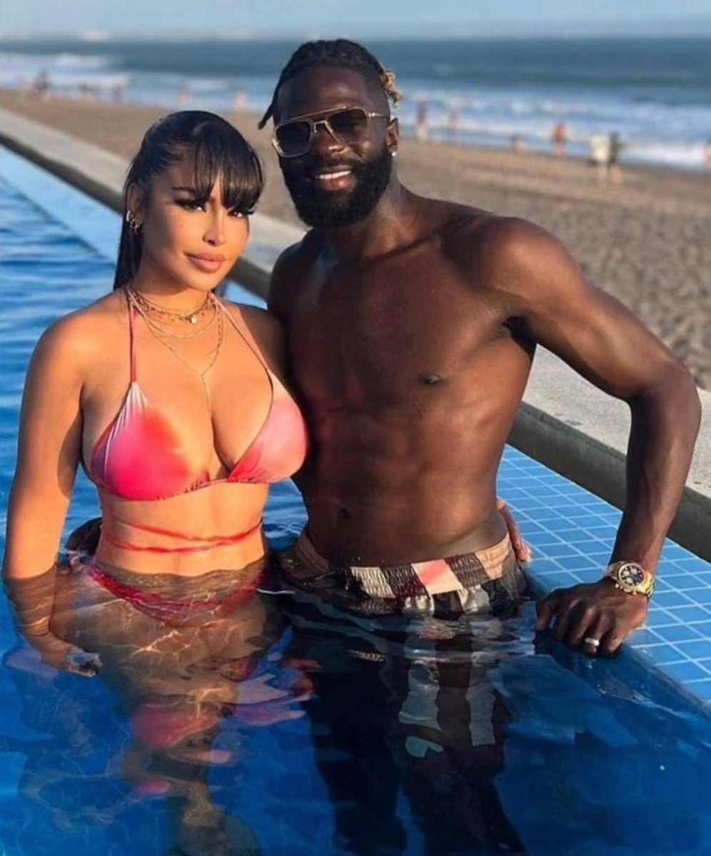 BlackOrderGrCy's tweet photo. Καλοκαίρι ☀️🌊👙🏖️ χωρίς Δυνατούς 💪🏿 Μαύρους Άνδρες 👑🐂🤴🏿, απλά δεν είναι τόσο Καυτό 🔥🥵 όπως το επιθυμείτε!

Ήλιος ☀️, παραλία 🏖️ και BBC 🍆

Σας λείπει, κορίτσια; 😍🔥♠️

#BBC

#Blacked

#BNWO

#sun

#Κύπρος

#Ελλάδα

#beach

#Summer

#QueenOfSpades

#QoS https://t.co/j41RBN1ORt