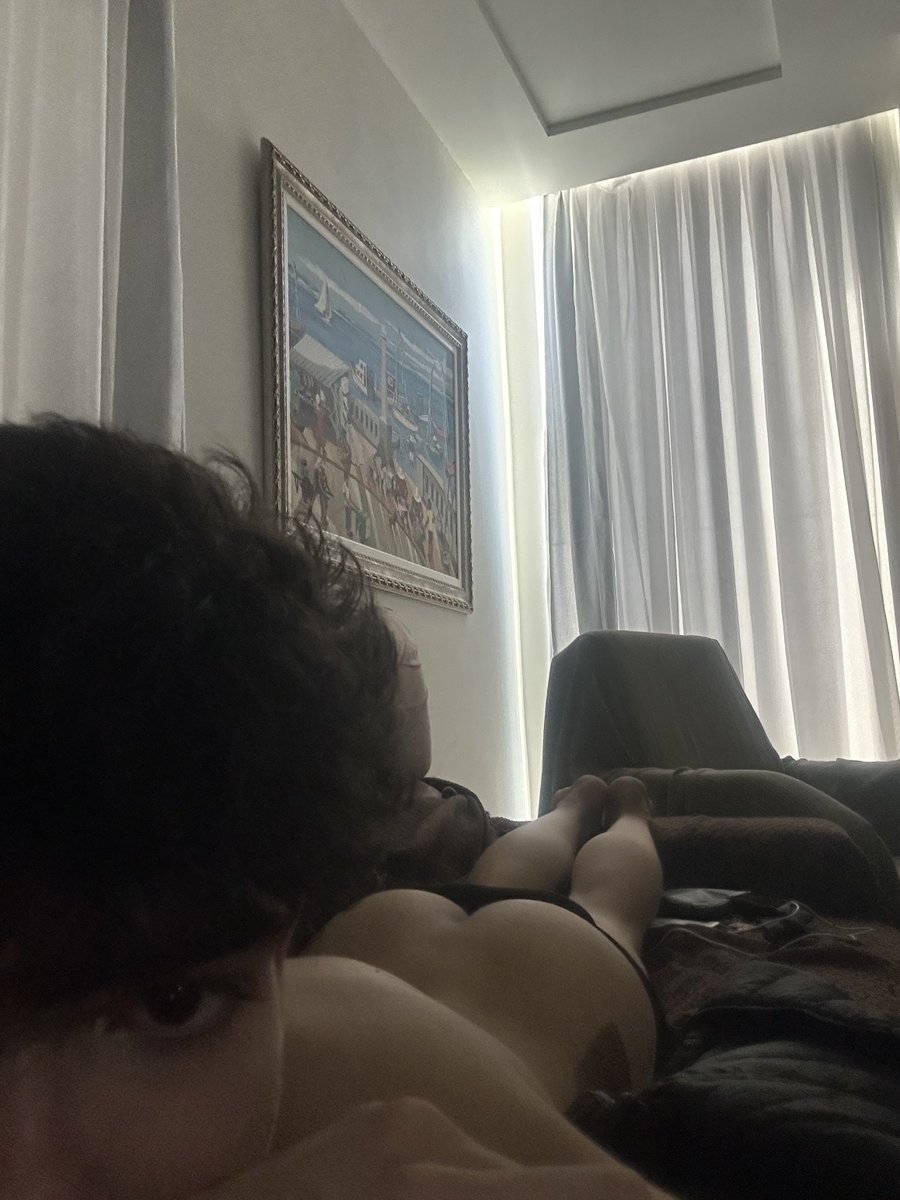 ritzelzz's tweet photo. o horario ja permite?
#PINTOSAWARDSㅤㅤ https://t.co/vnZmRQQ6p2