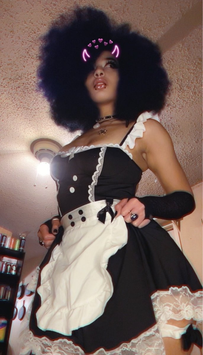 Gothicbratkitty's tweet photo. New maid dress π€ππ€ #maid #maidcosplay #gothic #goth #afrogoth #alt #pierced #hot #sexy #cute #legs #thighs #gothicgf #gothgf #roleplay https://t.co/vBuHZXla7e