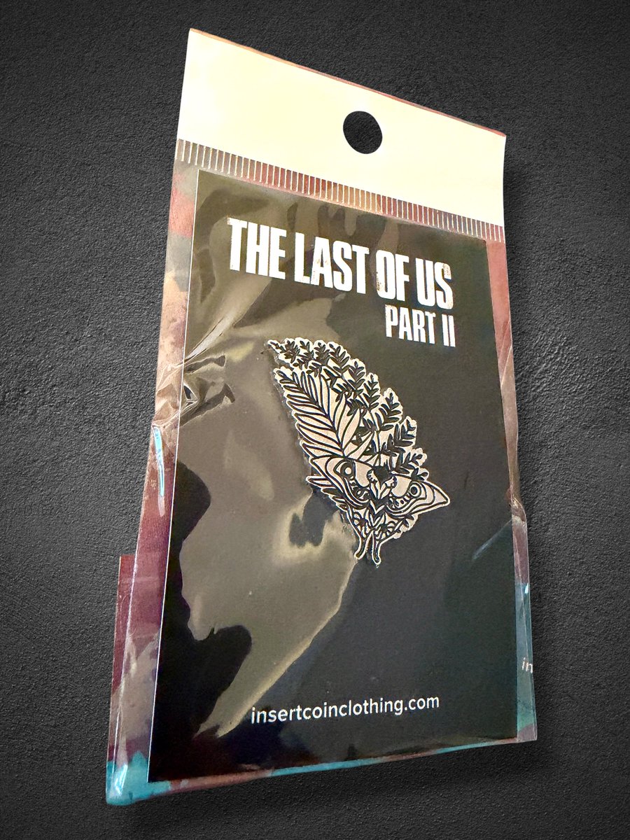 NaughtyDogWorld's tweet photo. It's giveaway time!

Included in this giveaway bundle are the following items -

1 x Insert Coin ‘Ellie Sunset Anniversary Edition’ T-Shirt (Large)

1 x Insert Coin ‘Ellie Tattoo Enamel Pin’

1 x Insert Coin ‘Cassette Enamel Pin’

To be in with a chance of winning this bundle all you need to do is - 

1. Follow @NaughtyDogWorld ✅
2. Repost this post 🔁
3. Comment below - What is your favourite moment in The Last of Us or The Last of Us Part II? 💬

That’s it! 

Open to anyone worldwide! (Unfortunately, Brazil is exempt due to their customs regulations and restrictions) 

The giveaway ends on Thursday, October 8th at 7:00 PM (BST)

Good luck!

#thelastofus