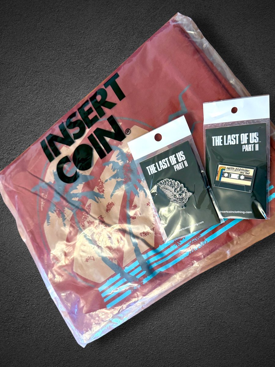 NaughtyDogWorld's tweet photo. It's giveaway time!

Included in this giveaway bundle are the following items -

1 x Insert Coin ‘Ellie Sunset Anniversary Edition’ T-Shirt (Large)

1 x Insert Coin ‘Ellie Tattoo Enamel Pin’

1 x Insert Coin ‘Cassette Enamel Pin’

To be in with a chance of winning this bundle all you need to do is - 

1. Follow @NaughtyDogWorld ✅
2. Repost this post 🔁
3. Comment below - What is your favourite moment in The Last of Us or The Last of Us Part II? 💬

That’s it! 

Open to anyone worldwide! (Unfortunately, Brazil is exempt due to their customs regulations and restrictions) 

The giveaway ends on Thursday, October 8th at 7:00 PM (BST)

Good luck!

#thelastofus