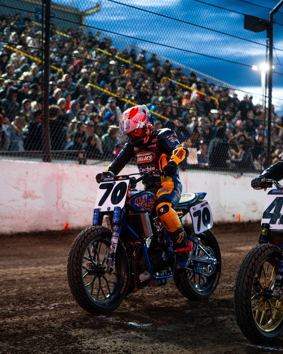 AmericanFlatTrk's tweet photo. A little Declan for the timeline. πΈπ
#AmericanFlatTrack #FlatTrack https://t.co/I3K1pXh5zL