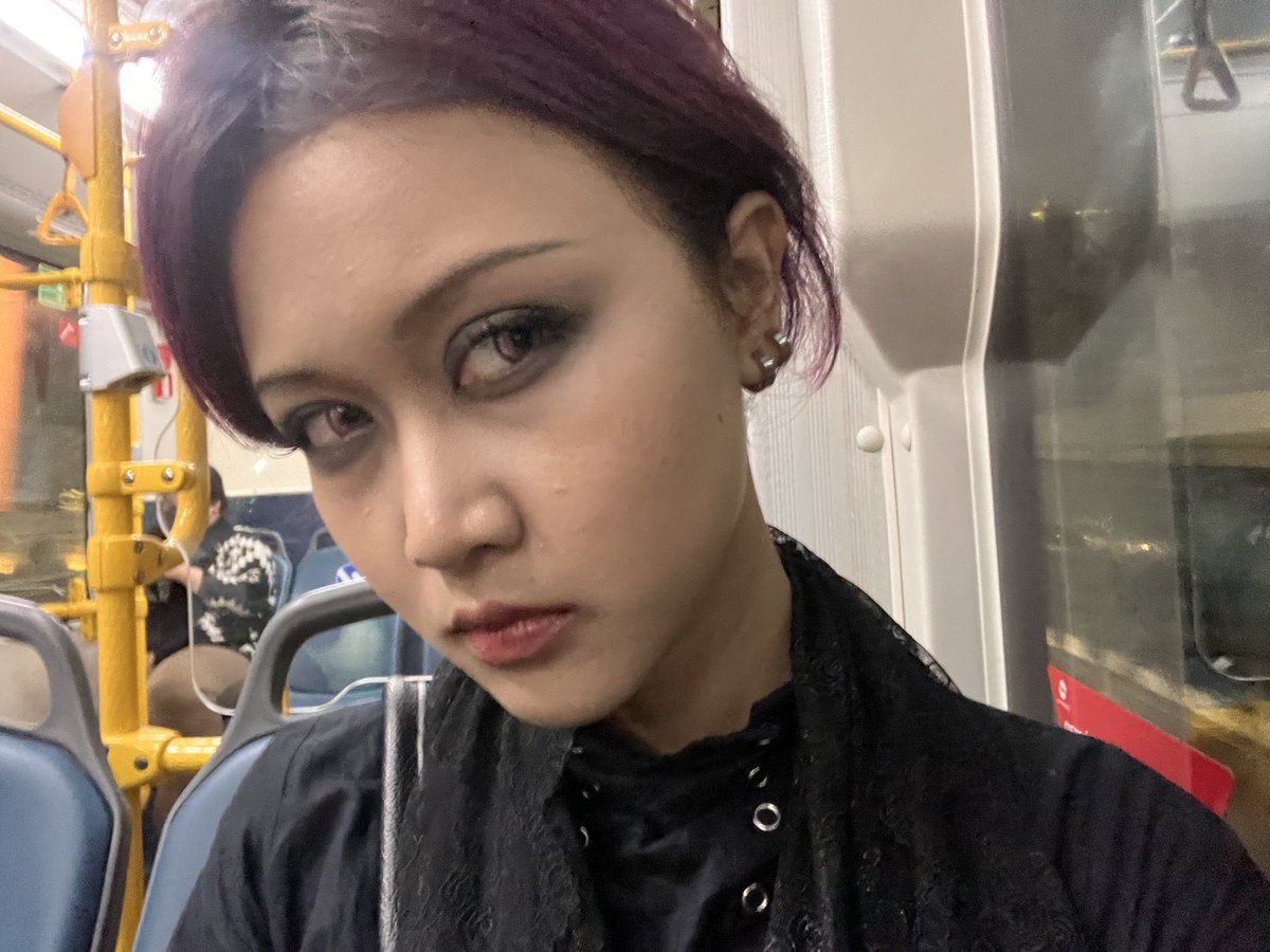 kerakurire's tweet photo. Which ends up with me riding the transjakarta…gosh I love transum… https://t.co/BiKbbCBGMf