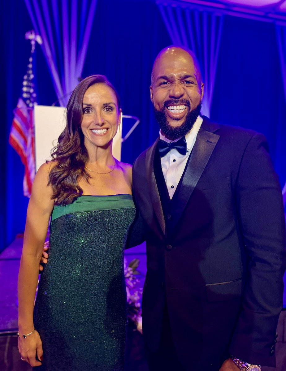 MetaMetrics_Inc's tweet photo. Celebrating educators in Washington, D.C.! 🍎

MetaMetrics’ Nadja Young, Lisa Wolf & Mandie Bechard attended the National Teacher of the Year Conference & Gala, celebrating educators from across the country and Leon Smith, the 2026 National Teacher of the Year!

Congratulations, Leon! 👏

#NTOY #NationalTeacherOfTheYear #Teachers #MetaMetrics