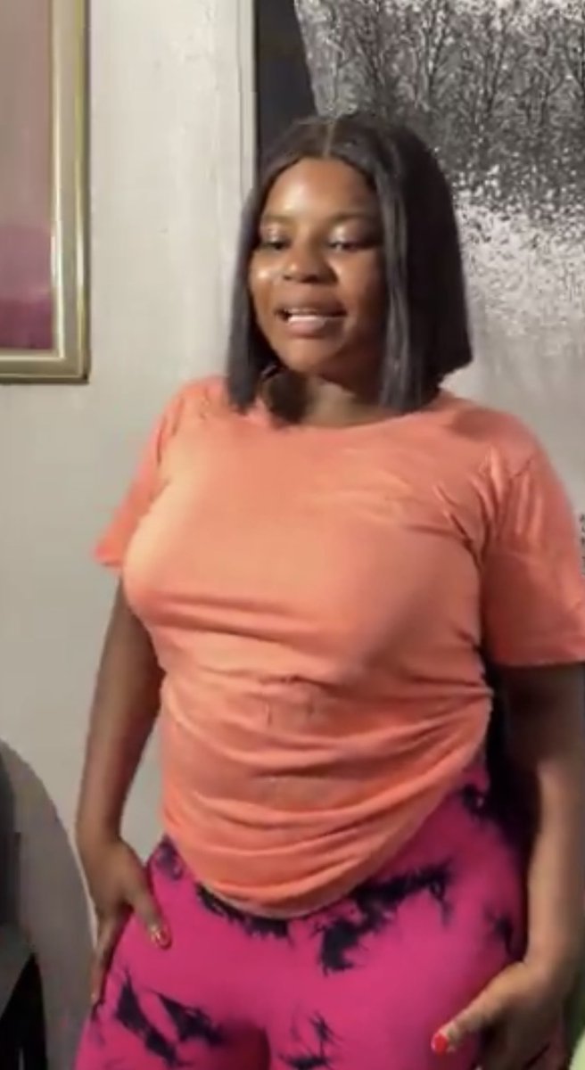 onlytrellattop's tweet photo. Waittt… this is Ruth??? 😭😭

The same Ruth yall  been body-shaming? Nah, she’s actually DAMN sexy 😭🔥 https://t.co/vk6mwoUS8Z