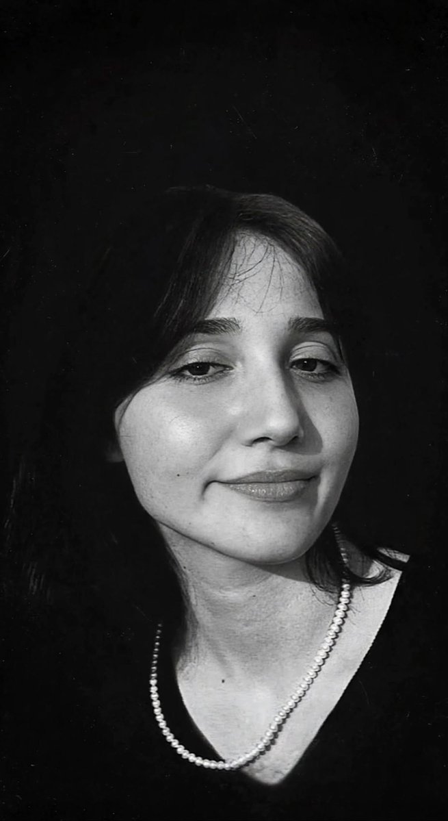 avrilavignestan's tweet photo. İkbal yaşamak istedi, hayattan koparıldı. 19 yaşında bir kadının yaşam hakkı elinden alındı. Bu kadın cinayetidir! İkbal için susma! #ikbaluzuner https://t.co/aQsJUhu31z