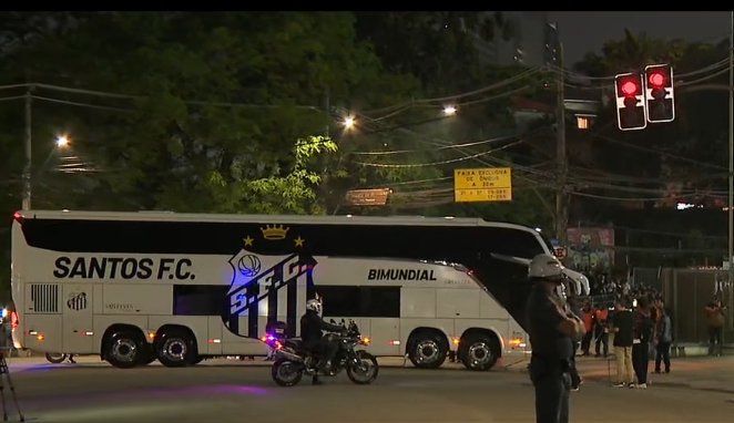 Varzeanogg's tweet photo. Santos não perde há tempo no Brasileirão...

Esse SanSão promete, gol do Gabigol ou nada a ver? https://t.co/cwfxhkB2Vf