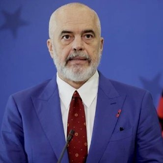TurkMedyaAjansi's tweet photo. Arnavutluk Başbakanı Edi Rama ;

-"Türkiye, Batı Balkanlar'da Hiçbir Tehlike Teşkil Etmiyor."
-"Orada Yalnızca İstikrar ve Barışa Yönelik, Kardeşçe Bir Yaklaşım Görüyorum.." https://t.co/oKbDdxSiOG