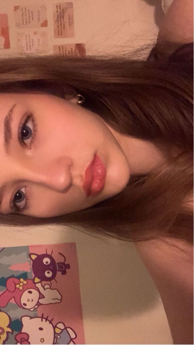 KinkyKay_xo's tweet photo. I’m online selling content! Message me if you’re buying #buyingcontent https://t.co/mJVSOQtYzV