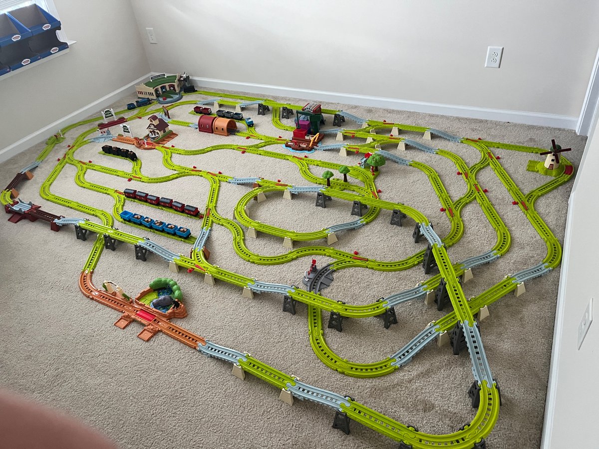 Ifeelverylow's tweet photo. new layout updates!! I genuinely cannot wait for the lion cub set to release i NEED those pieces https://t.co/tRi31FM6As