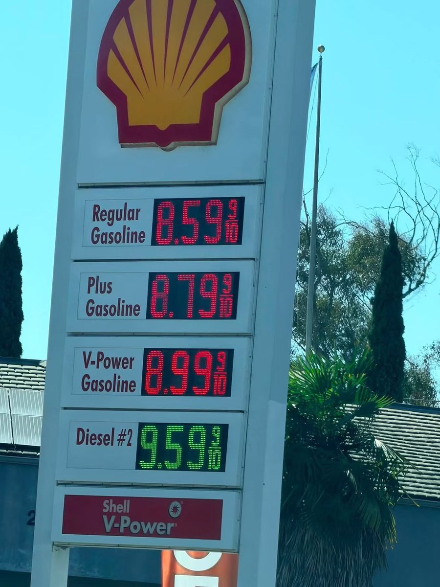 jmanmckay's tweet photo. How are y’all affording these prices? This is in California by the way! https://t.co/LuLikLP3oa